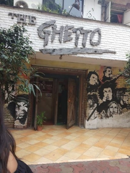Ghetto Pub_1